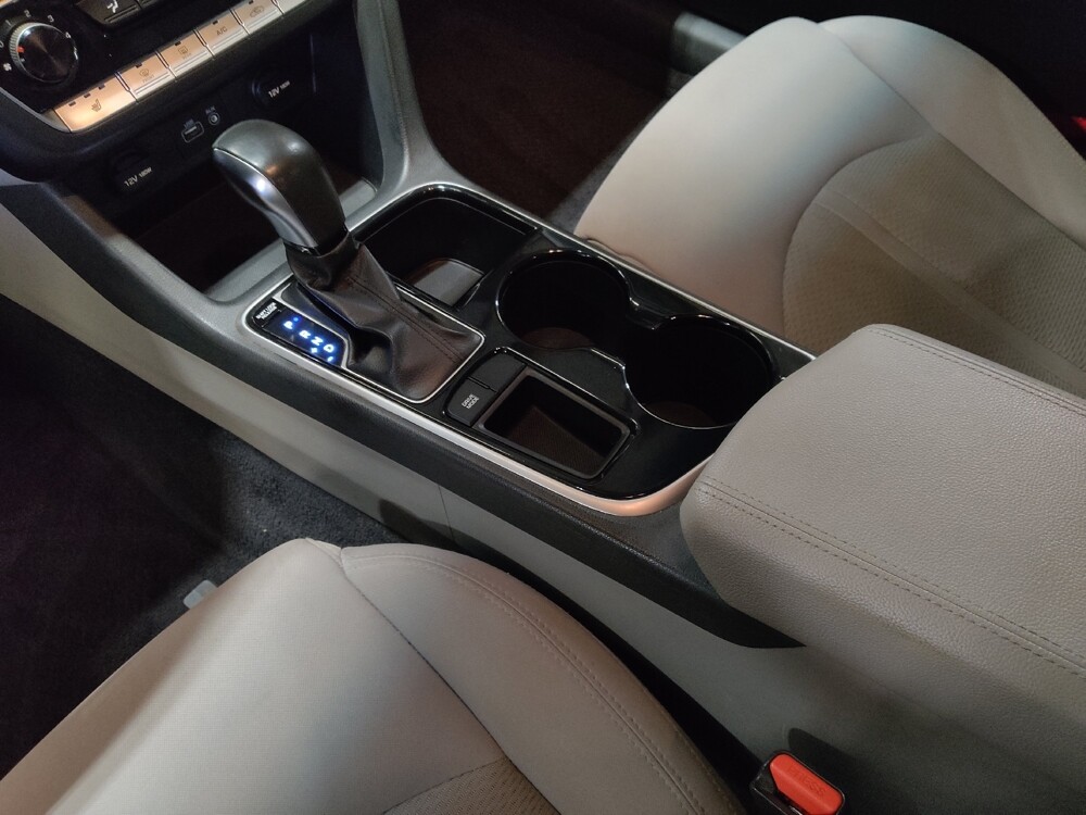 2018 Hyundai Sonata in Savannah, GA 31419 - 18121346 26