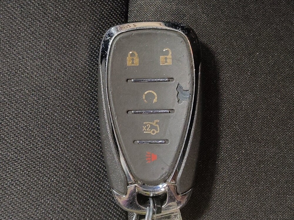 2023 Chevrolet Malibu in Fort Worth, TX 76116 - 18121347 32