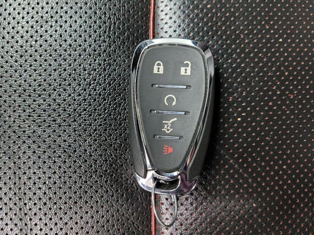 2019 Chevrolet Blazer in Taylor, MI 48180 - 18121348 32