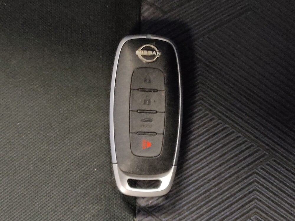 2025 Nissan Versa in Temple, TX 76502 - 18121350 32