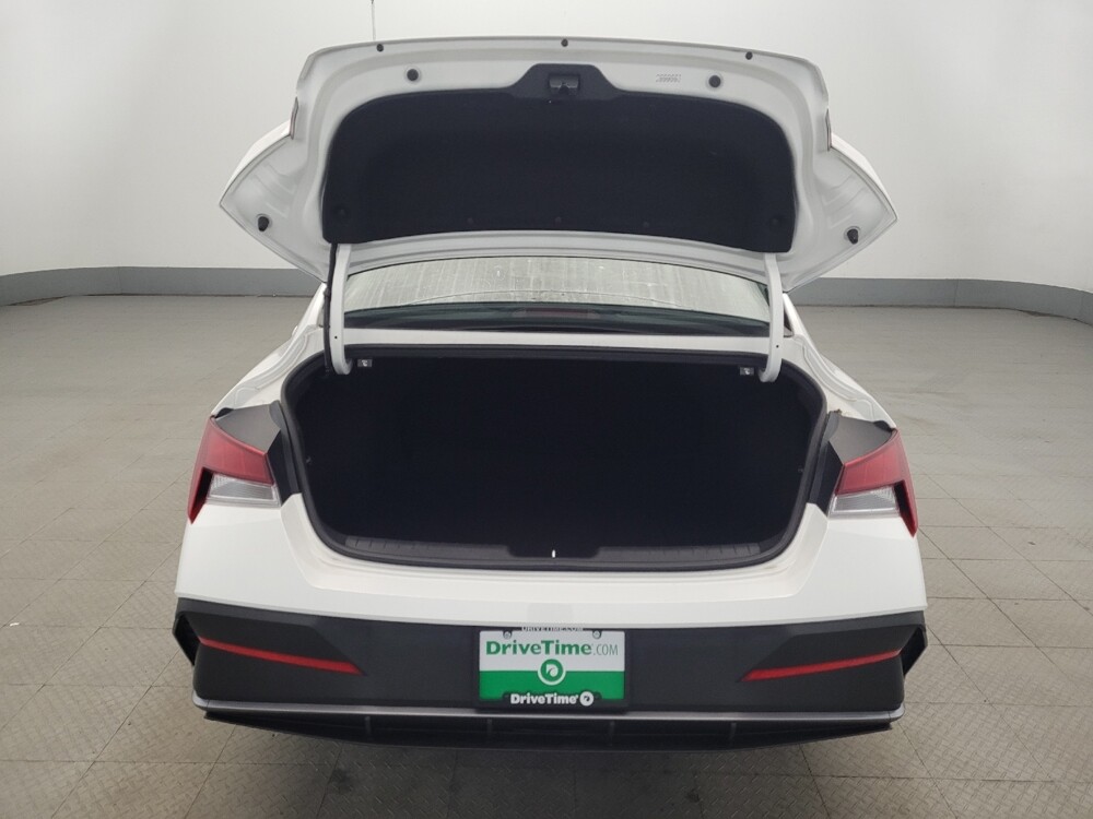 2024 Hyundai Elantra in New Castle, DE 19720 - 18121353 29