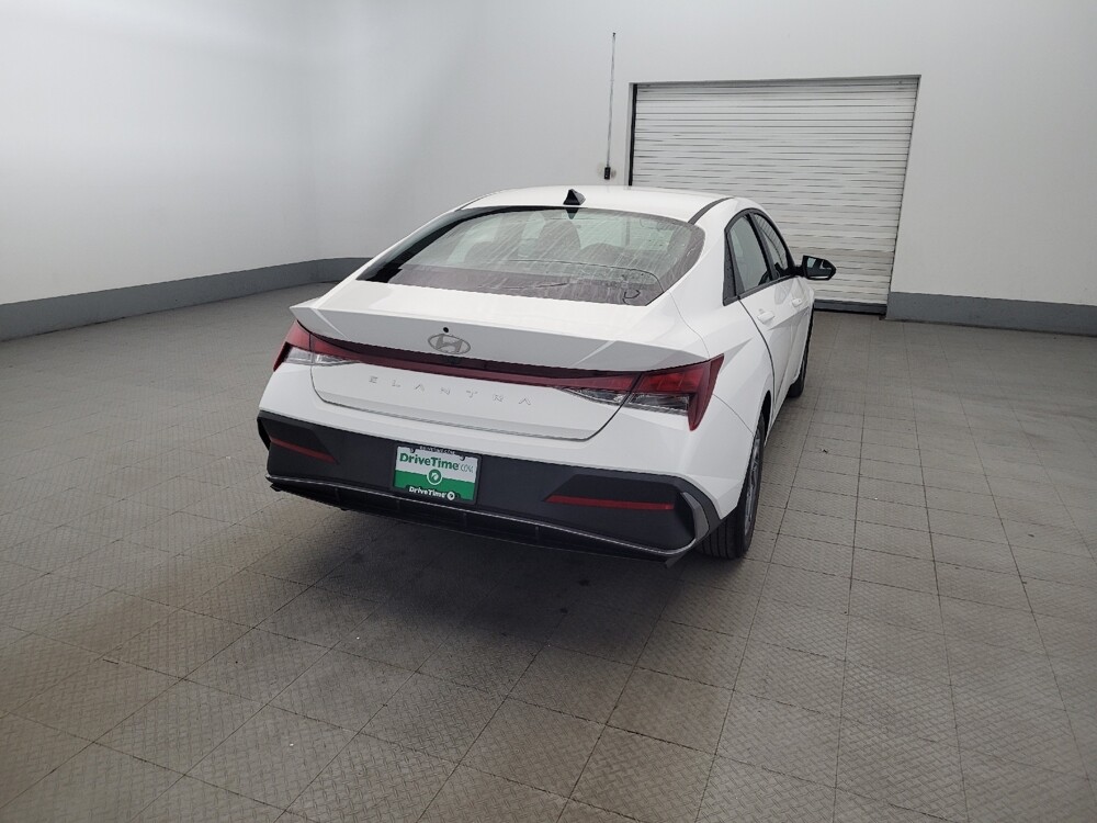 2024 Hyundai Elantra in New Castle, DE 19720 - 18121353 7