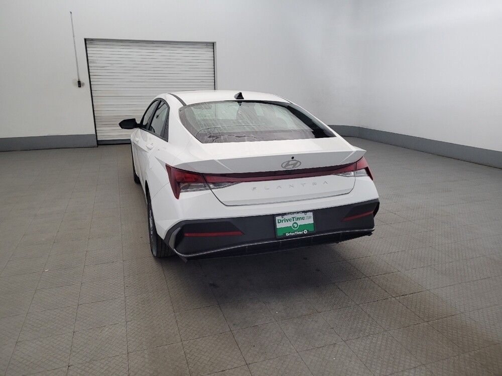 2024 Hyundai Elantra in New Castle, DE 19720 - 18121353 6