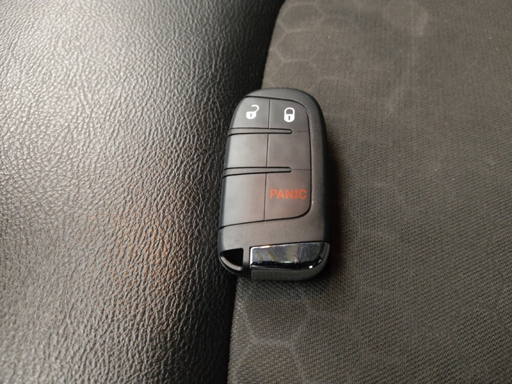 2021 Jeep Compass in Springfield, MO 65807 - 18121357 32