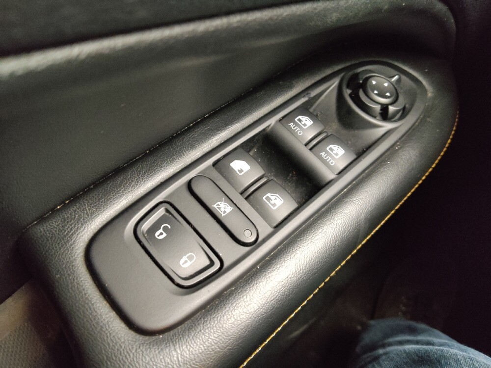 2021 Jeep Compass in Springfield, MO 65807 - 18121357 27