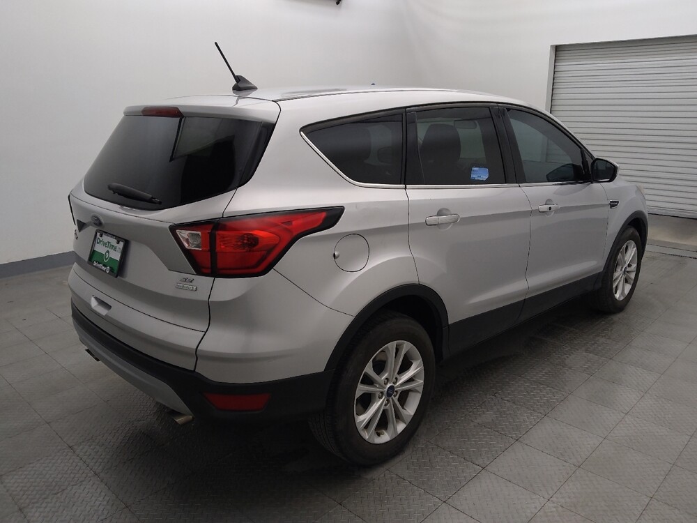 2019 Ford Escape in Metairie, LA 70006 - 18121361 9