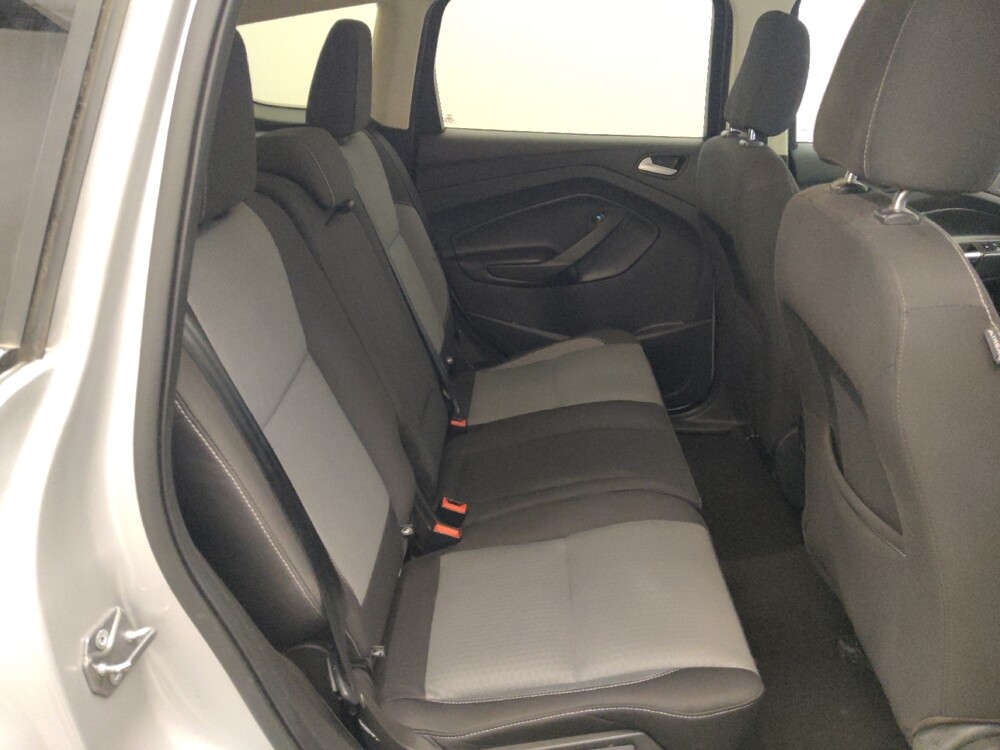 2019 Ford Escape in Metairie, LA 70006 - 18121361 19