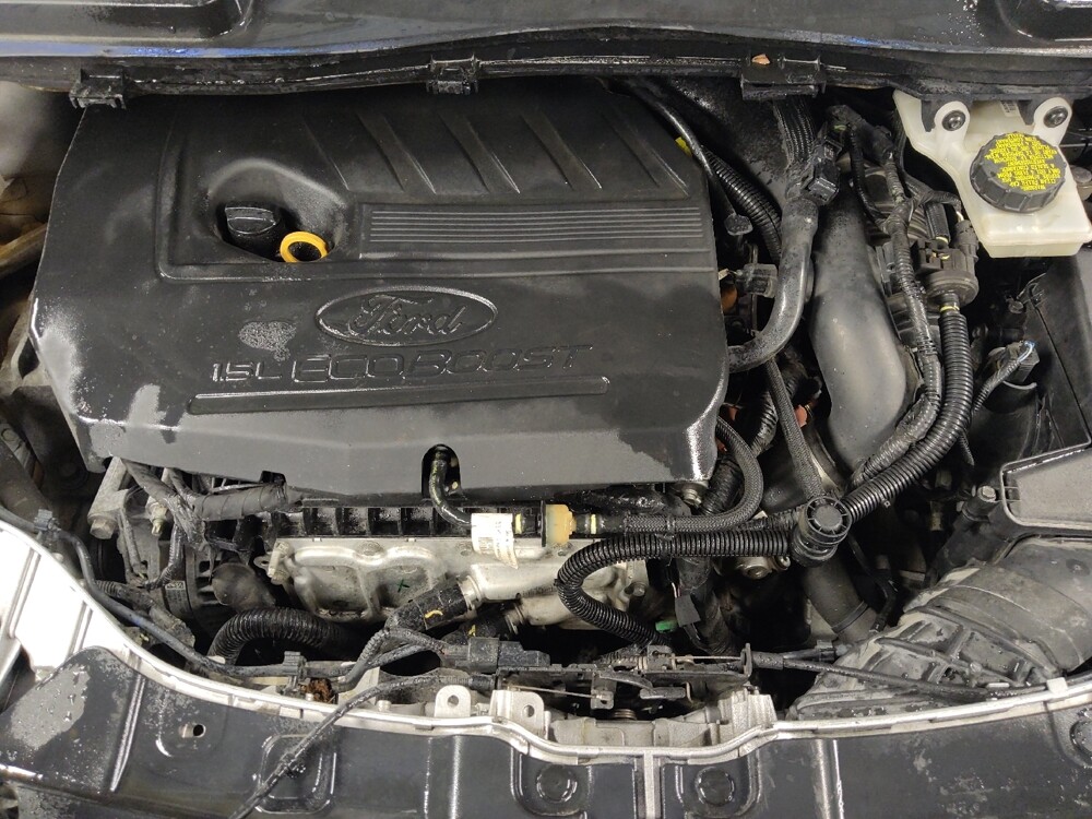 2019 Ford Escape in Metairie, LA 70006 - 18121361 30