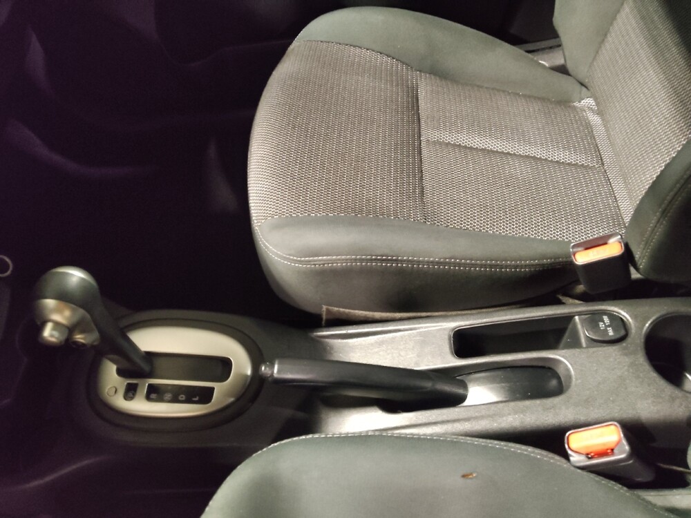 2019 Nissan Versa in Savannah, GA 31419 - 18121362 26