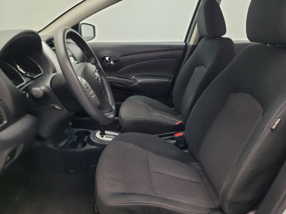 2019 Nissan Versa in Savannah, GA 31419 - 18121362 17