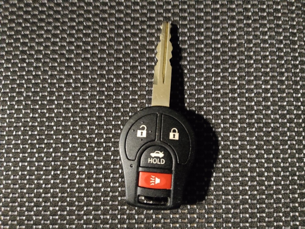 2019 Nissan Versa in Savannah, GA 31419 - 18121362 32