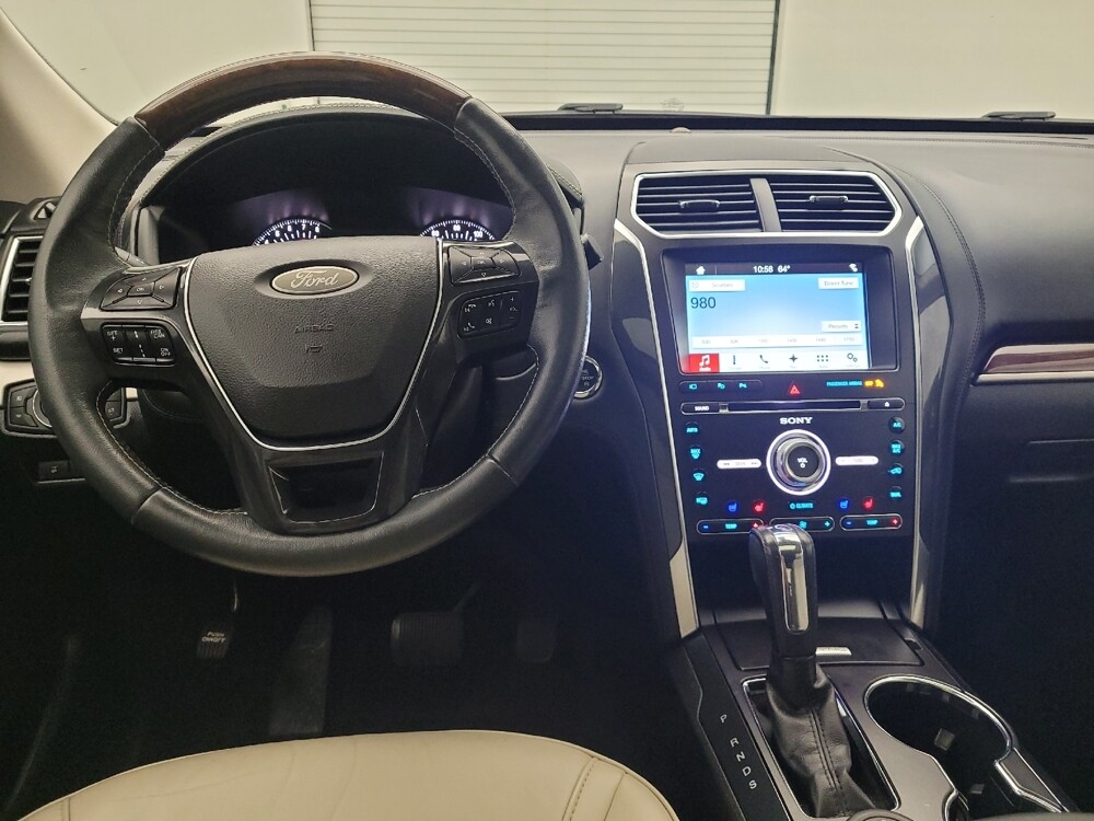 2017 Ford Explorer in Louisville, KY 40258 - 18121367 22