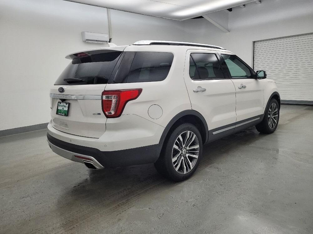 2017 Ford Explorer in Louisville, KY 40258 - 18121367 10