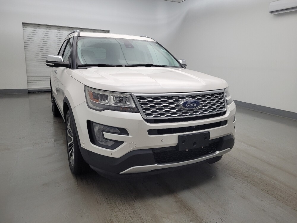 2017 Ford Explorer in Louisville, KY 40258 - 18121367 14