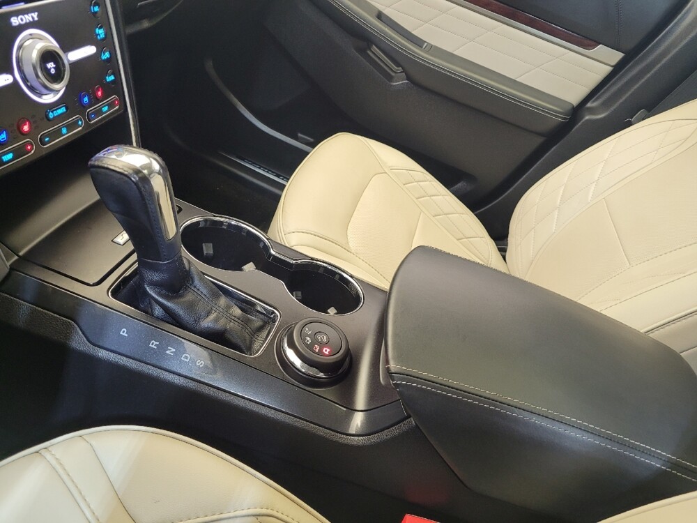 2017 Ford Explorer in Louisville, KY 40258 - 18121367 26