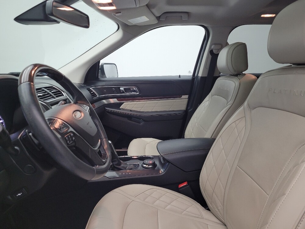 2017 Ford Explorer in Louisville, KY 40258 - 18121367 17