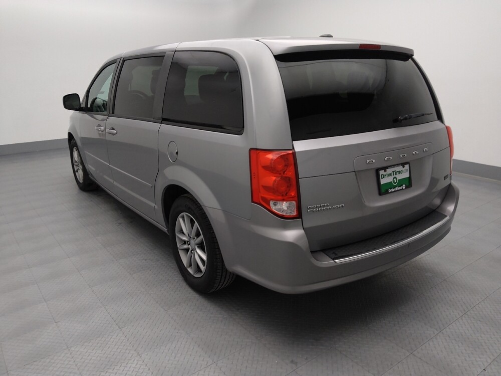 2016 Dodge Grand Caravan in Gladstone, MO 64118 - 18121369 5