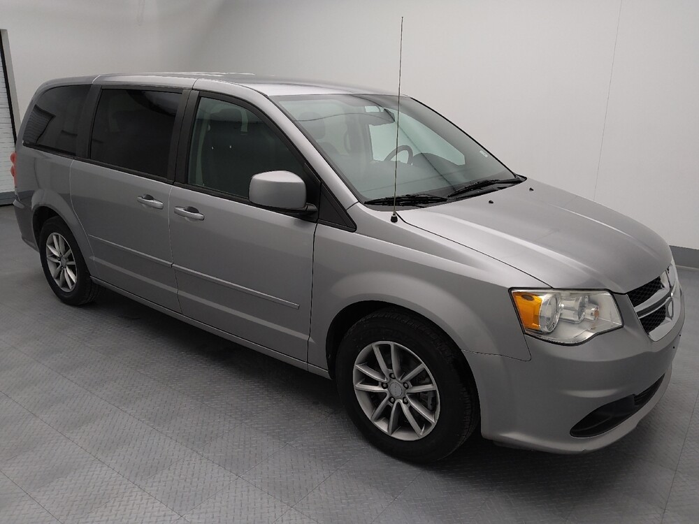 2016 Dodge Grand Caravan in Gladstone, MO 64118 - 18121369 11