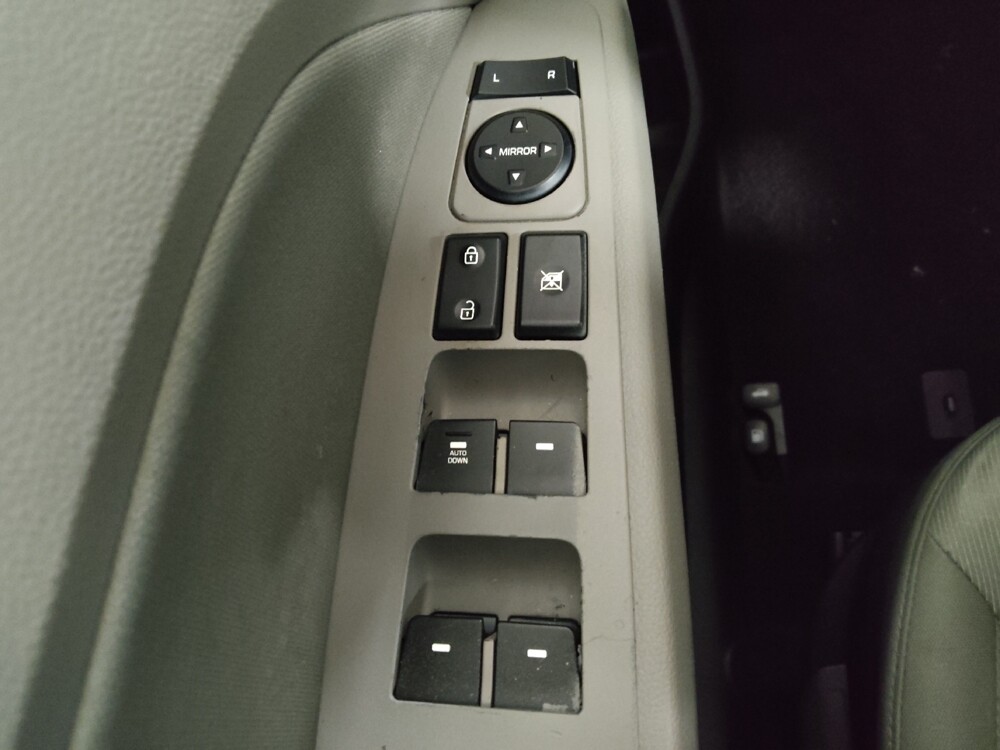 2018 Hyundai Elantra in Augusta, GA 30907 - 18121376 27