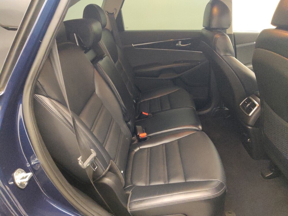 2018 Kia Sorento in Baton Rouge, LA 70816 - 18121382 19