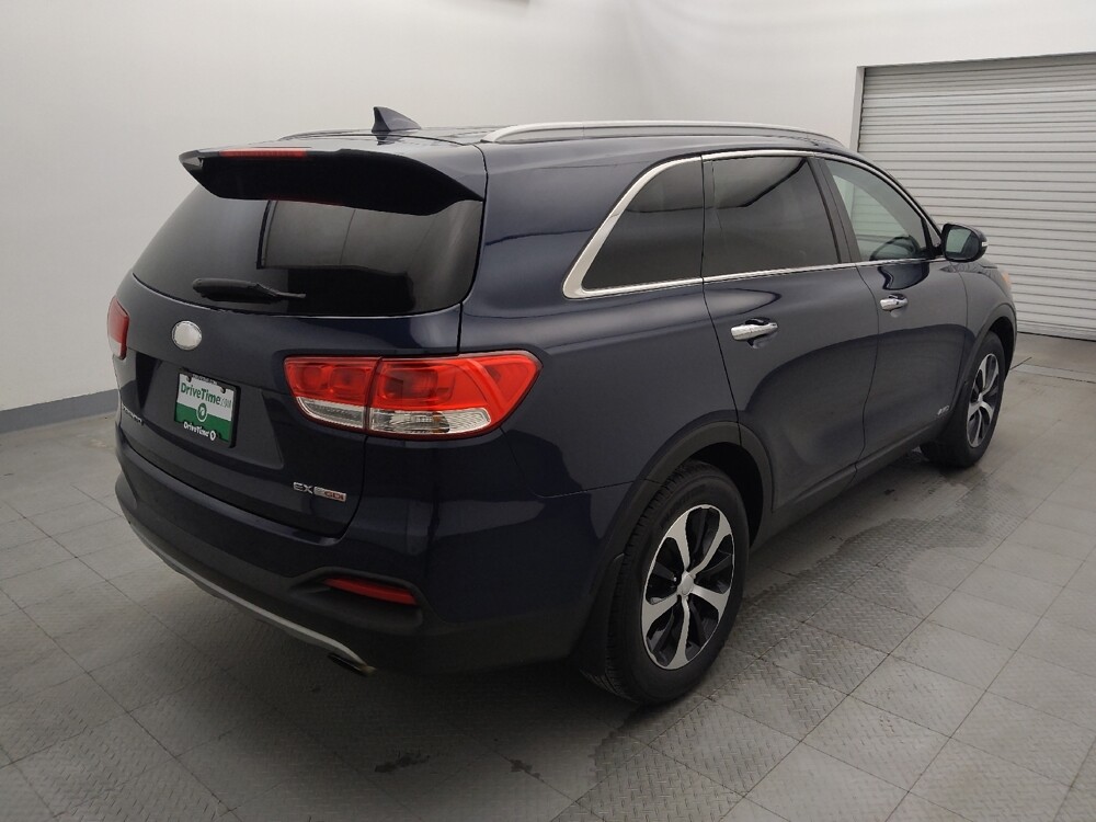2018 Kia Sorento in Baton Rouge, LA 70816 - 18121382 9