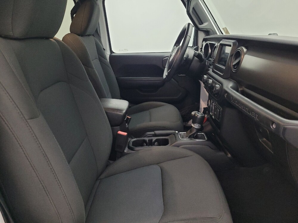 2019 Jeep Wrangler in Savannah, GA 31419 - 18121389 21