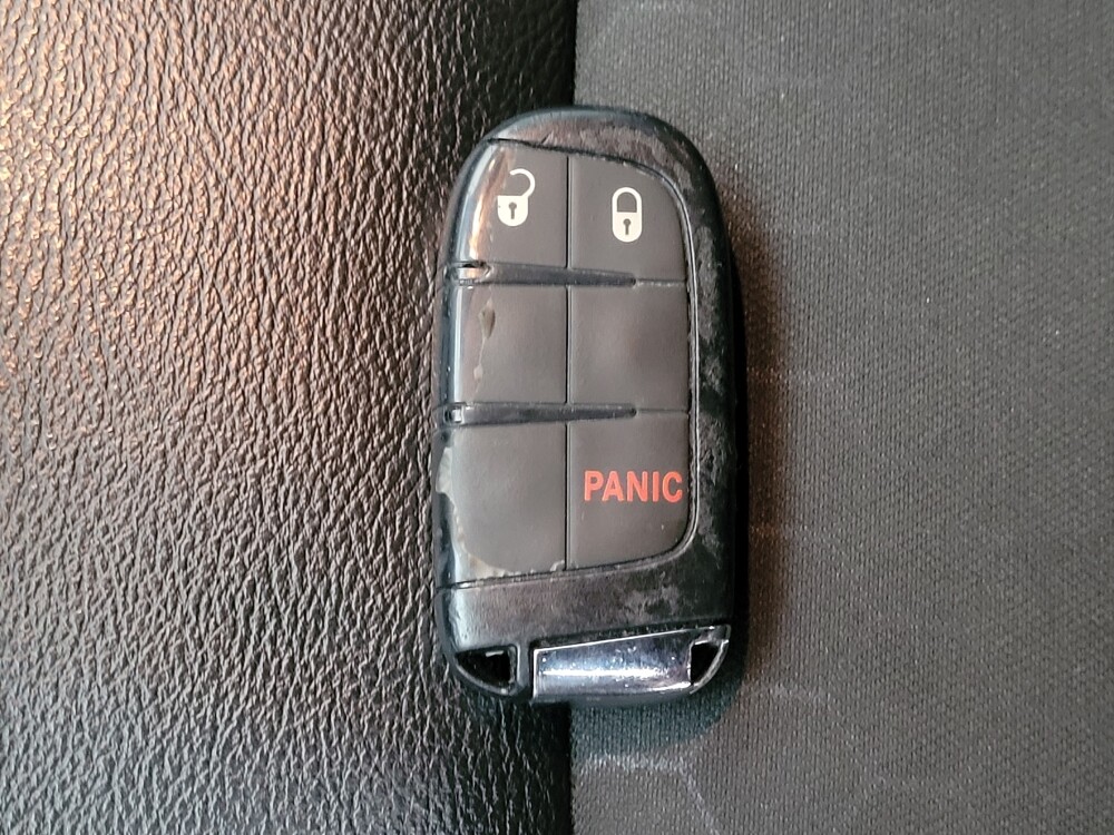 2020 Jeep Compass in Savannah, GA 31419 - 18121391 32