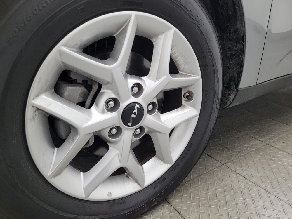 2025 Kia Soul in Savannah, GA 31419 - 18121392 31