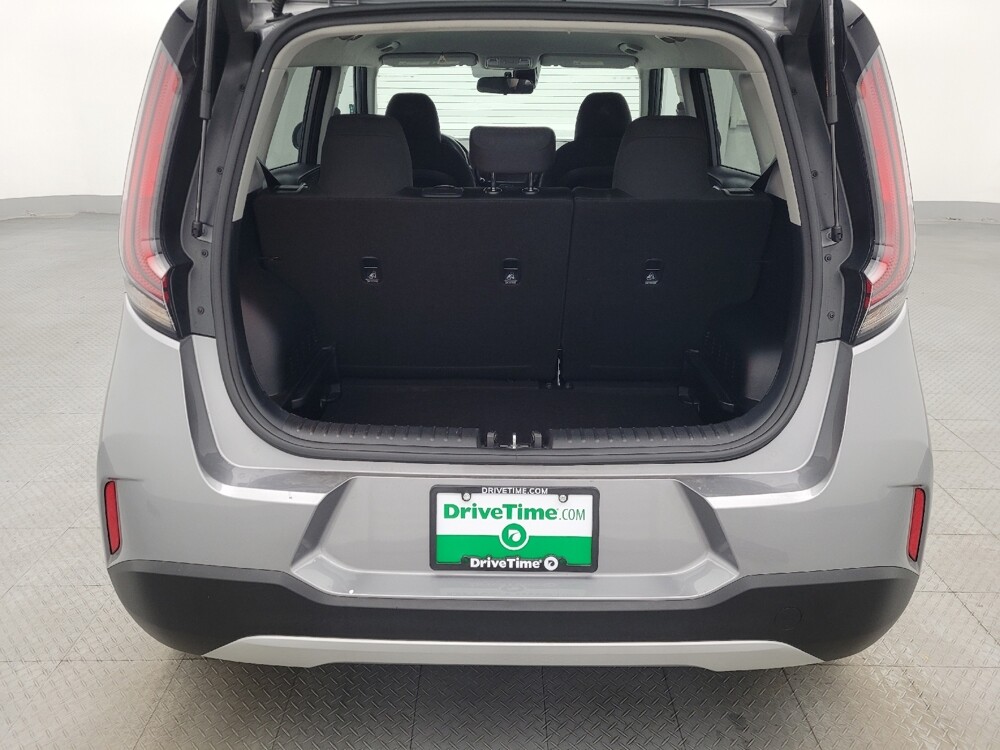 2025 Kia Soul in Savannah, GA 31419 - 18121392 29