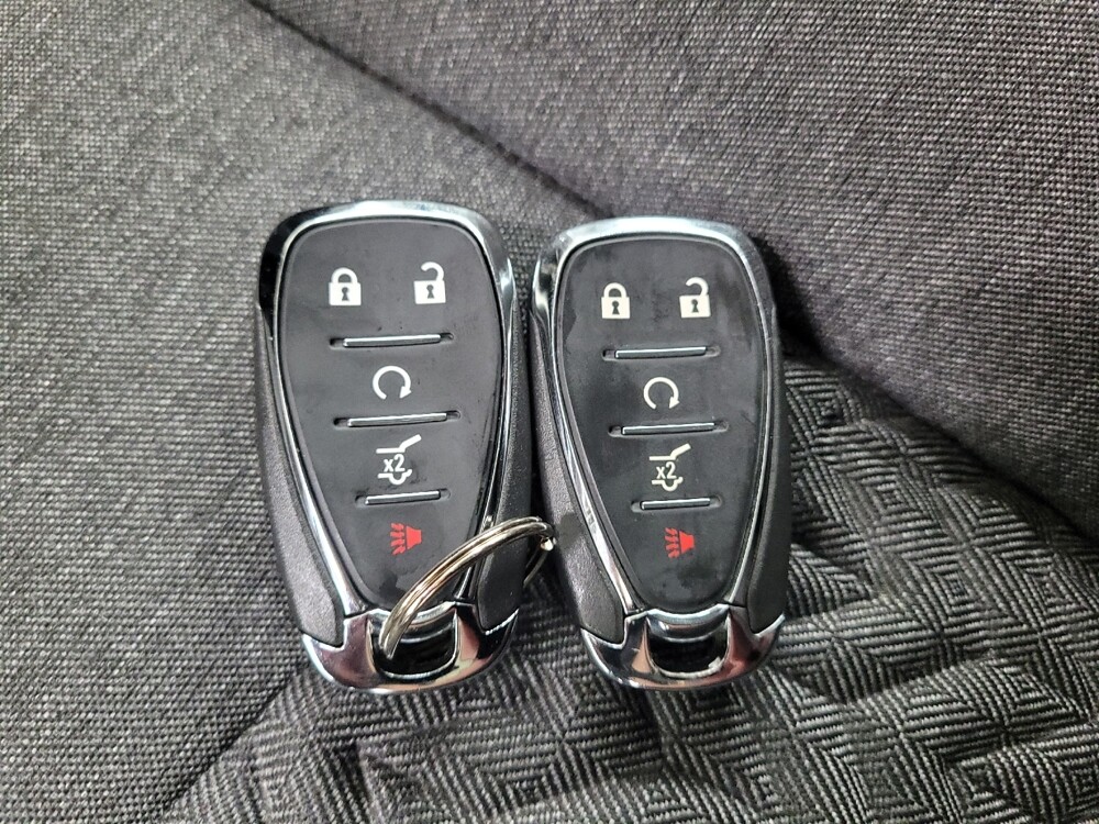 2023 Chevrolet Equinox in Gladstone, MO 64118 - 18121394 32