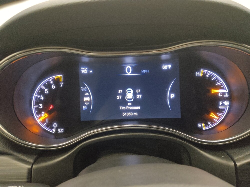 2021 Jeep Grand Cherokee in Lombard, IL 60148 - 18121395 23