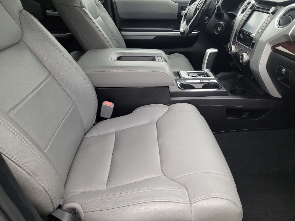 2015 Toyota Tundra in Clearwater, FL 33764 - 18121396 21