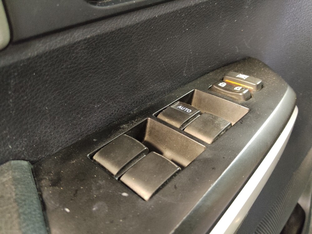 2015 Toyota Tundra in Clearwater, FL 33764 - 18121396 27