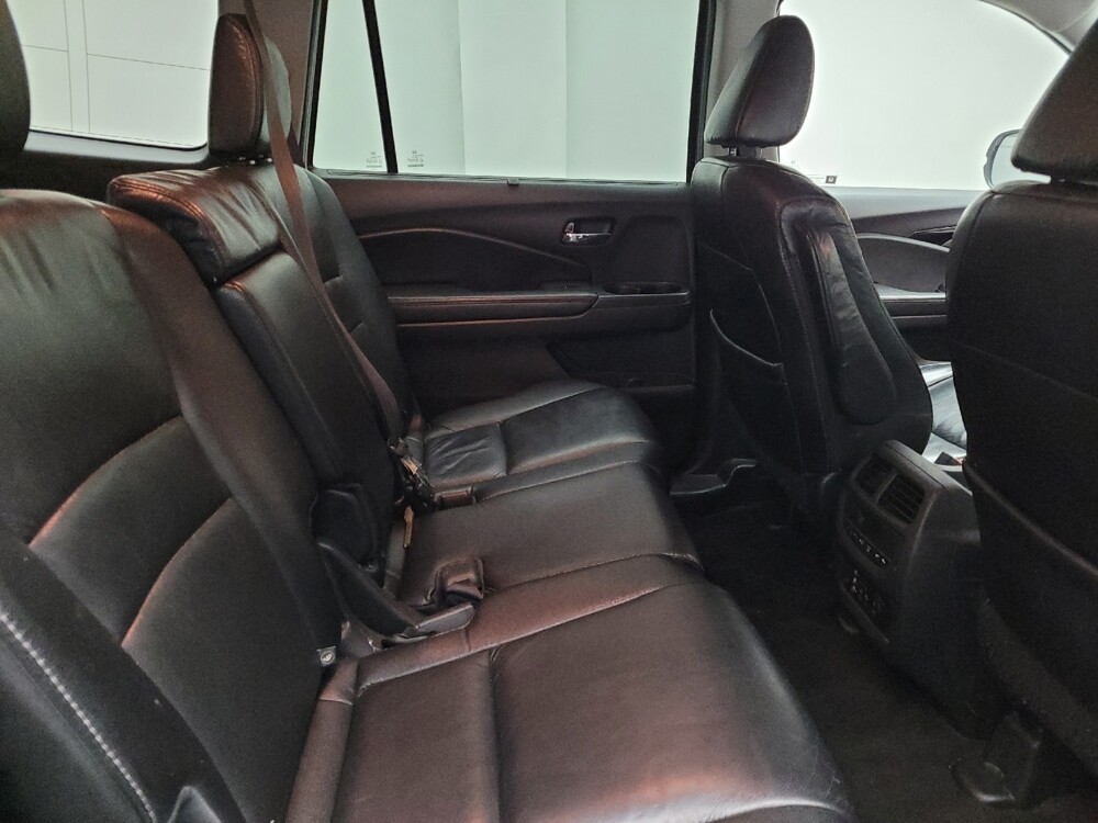 2017 Honda Pilot in Eastpointe, MI 48021 - 18121400 19