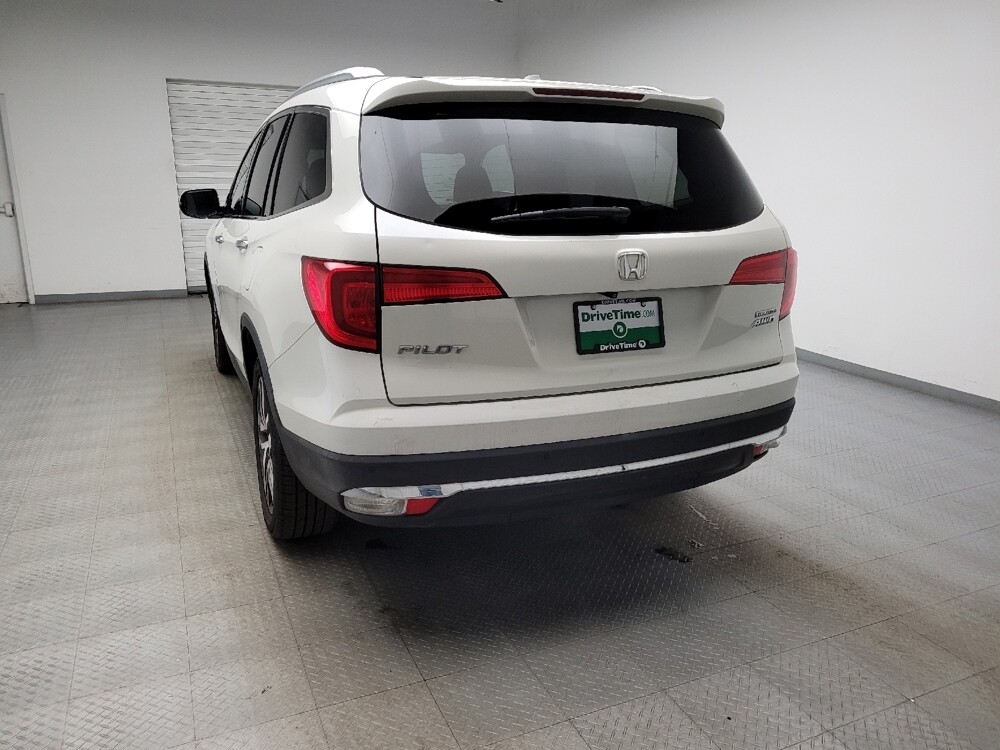2017 Honda Pilot in Eastpointe, MI 48021 - 18121400 6
