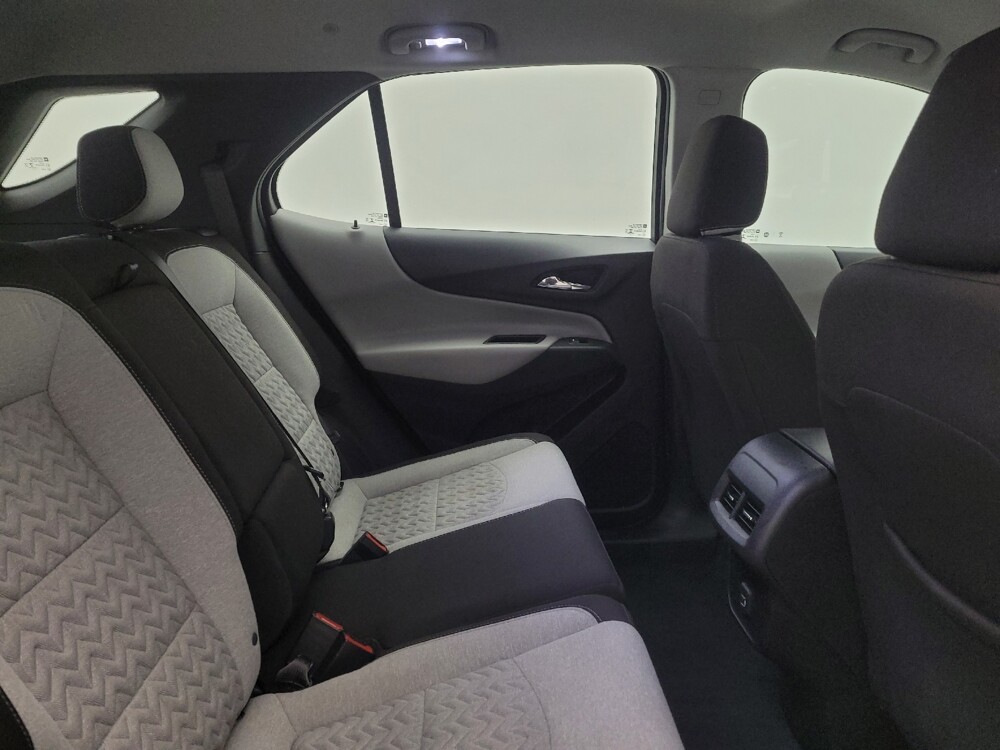 2022 Chevrolet Equinox in Louisville, KY 40258 - 18121401 19