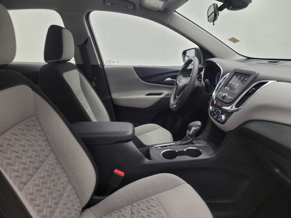 2022 Chevrolet Equinox in Louisville, KY 40258 - 18121401 21