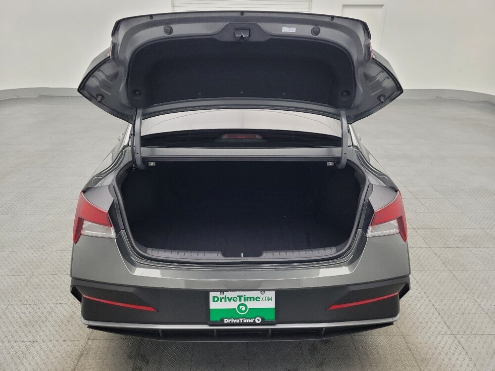 2025 Hyundai Elantra in Savannah, GA 31419 - 18121402 29