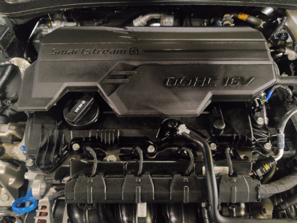 2025 Hyundai Elantra in Savannah, GA 31419 - 18121402 30