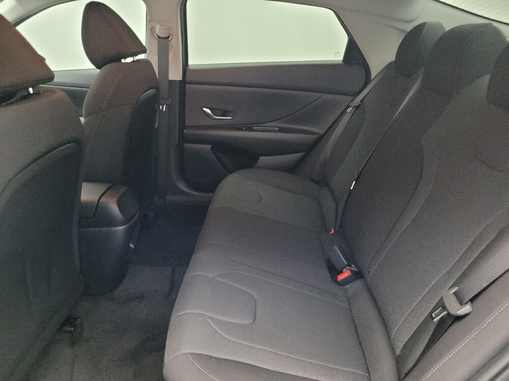 2025 Hyundai Elantra in Savannah, GA 31419 - 18121402 18