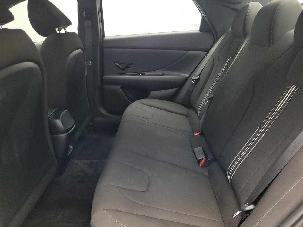 2025 Hyundai Elantra in Savannah, GA 31419 - 18121403 18