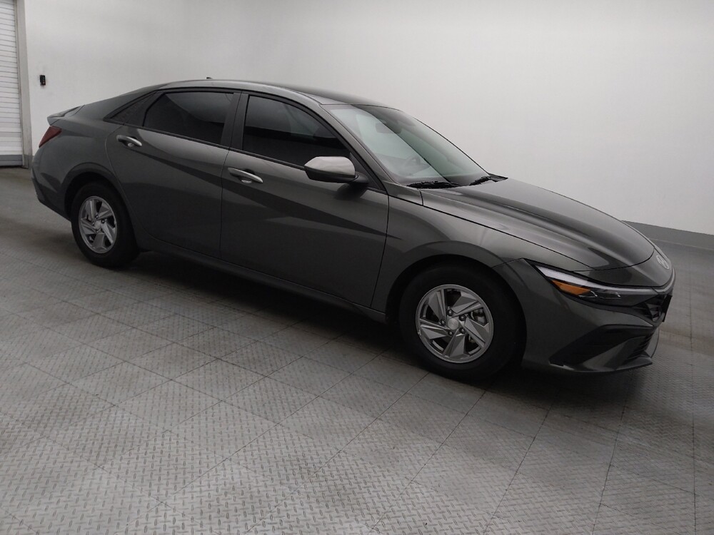 2025 Hyundai Elantra in Savannah, GA 31419 - 18121405 11