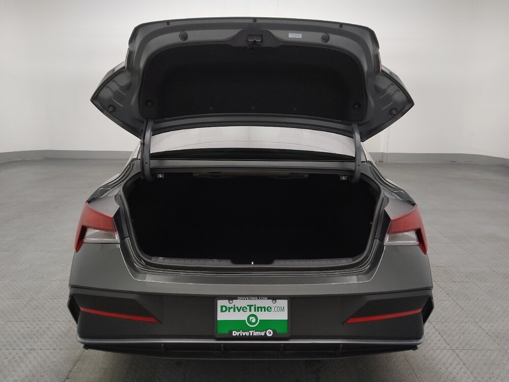 2025 Hyundai Elantra in Savannah, GA 31419 - 18121405 29