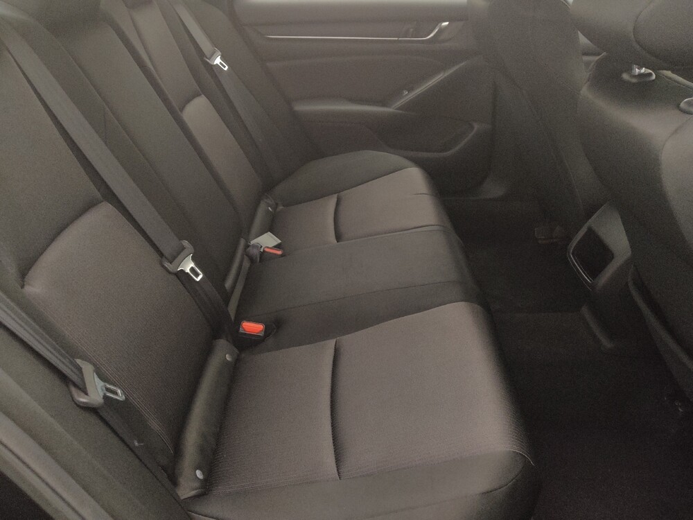 2019 Honda Accord in Lakeland, FL 33815 - 18121406 19