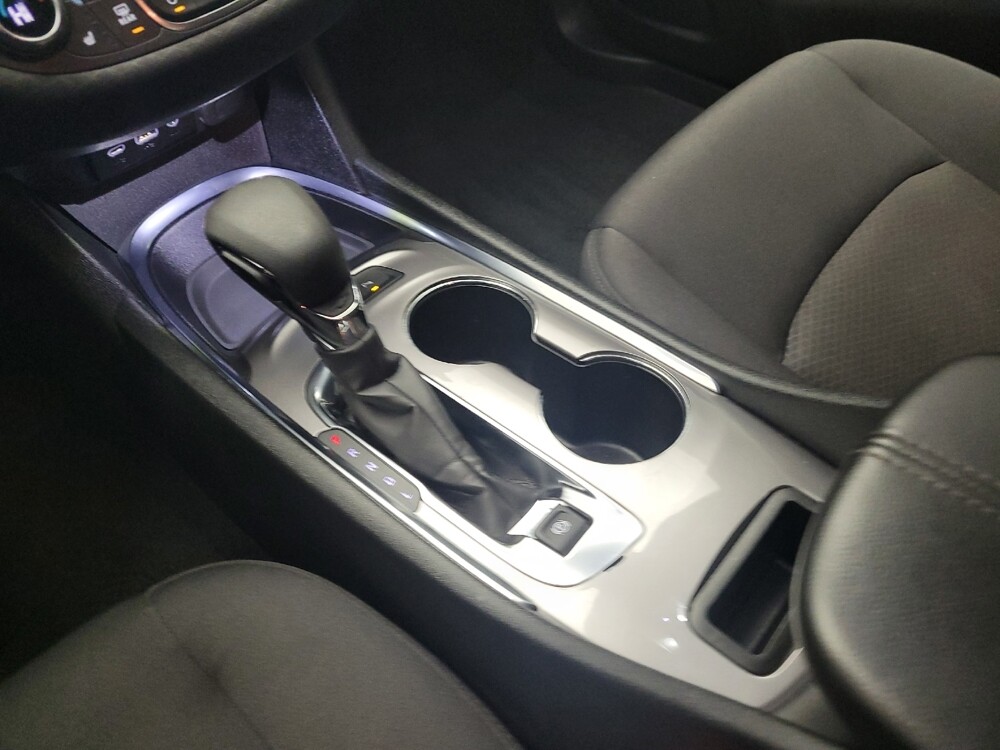 2025 Chevrolet Malibu in Taylor, MI 48180 - 18121411 26