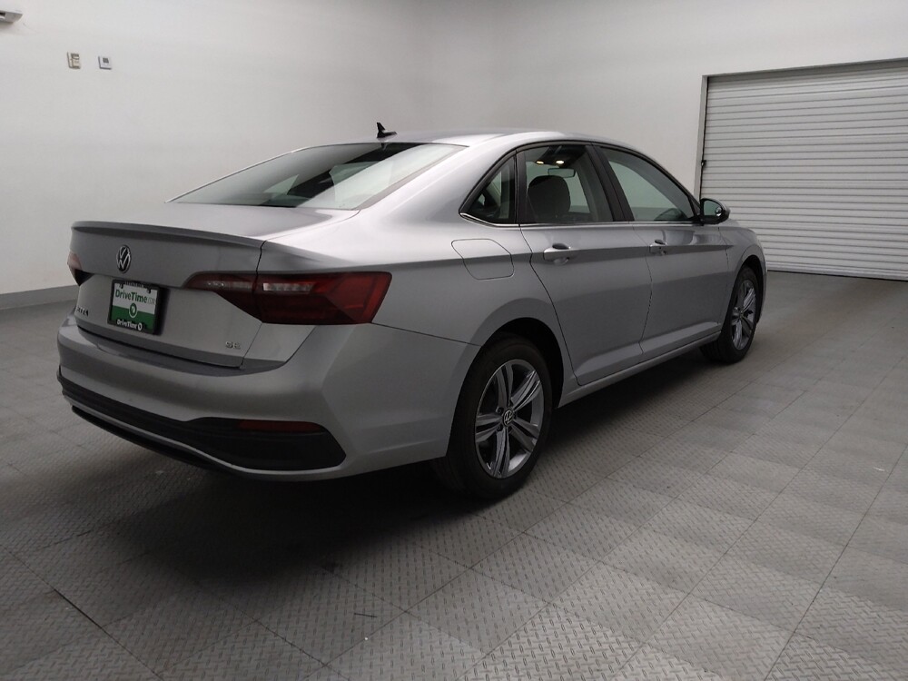 2024 Volkswagen Jetta in Fort Worth, TX 76116 - 18121413 9