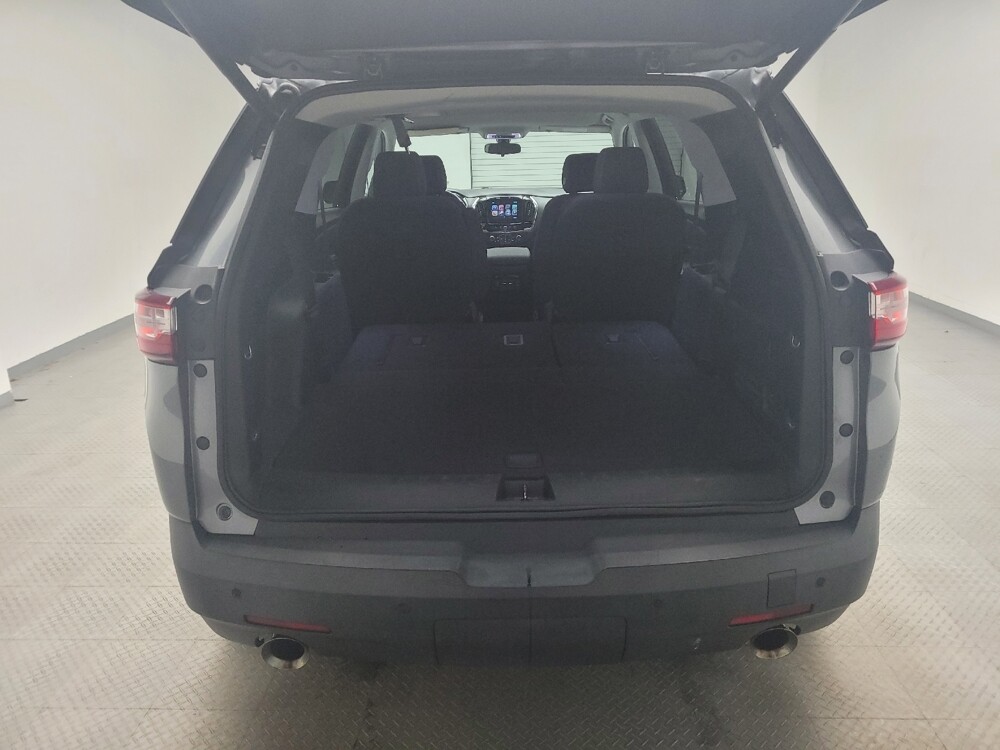 2020 Chevrolet Traverse in Eastpointe, MI 48021 - 18121416 29