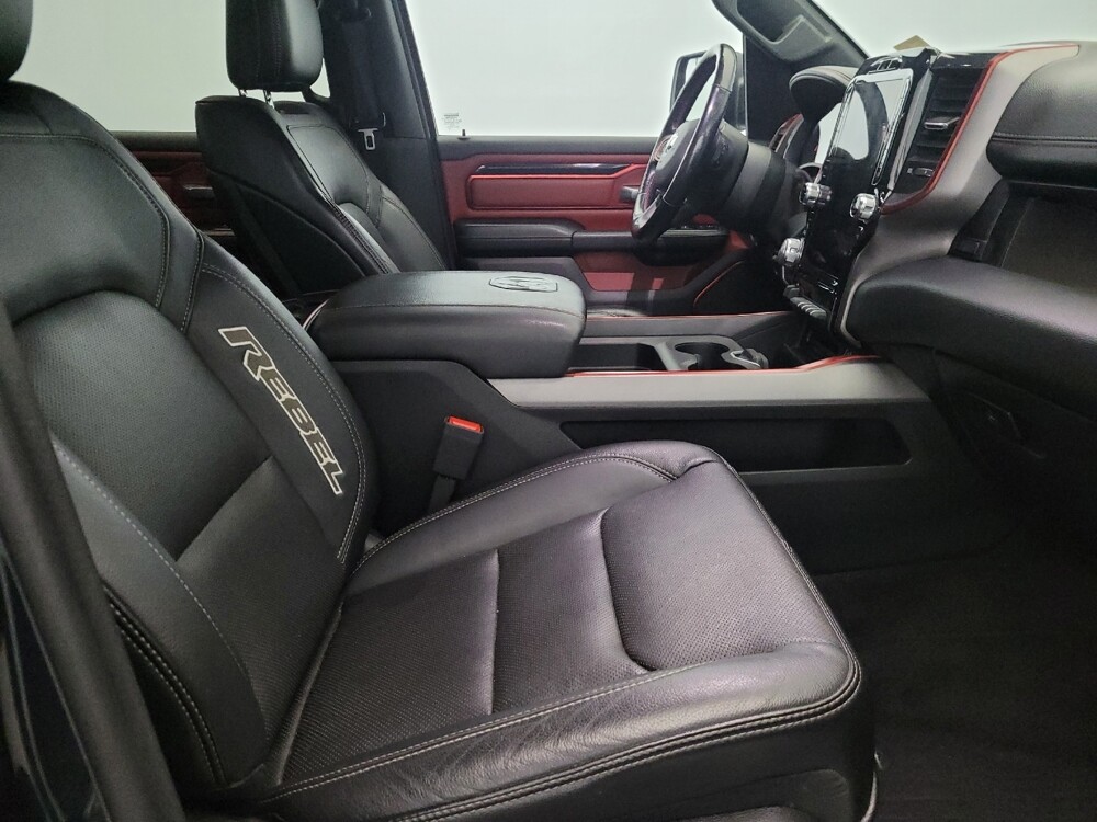 2020 RAM 1500 in Williamstown, NJ 8094 - 18121418 21