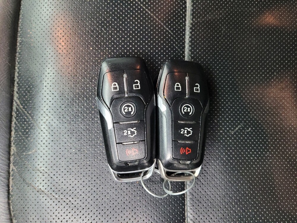 2017 Ford Explorer in Taylor, MI 48180 - 18121421 32