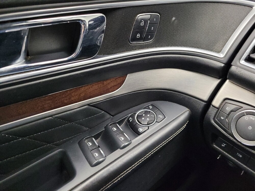 2017 Ford Explorer in Taylor, MI 48180 - 18121421 27